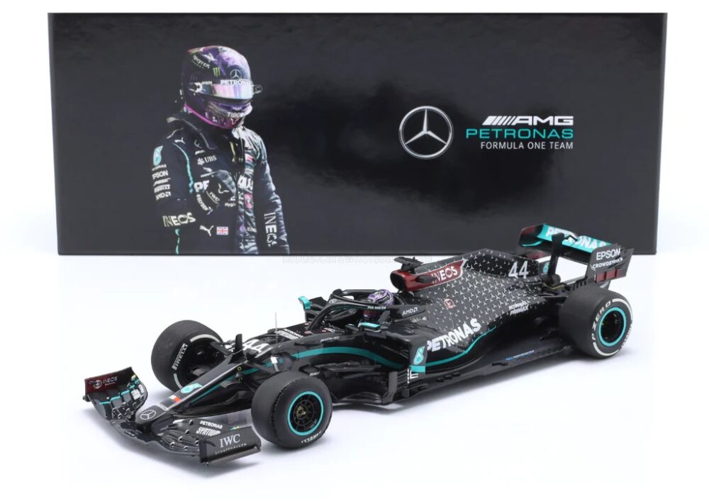 Minichamps Lewis Hamilton 2020 British GP with Broken Tyre Model 2 | IG Studio