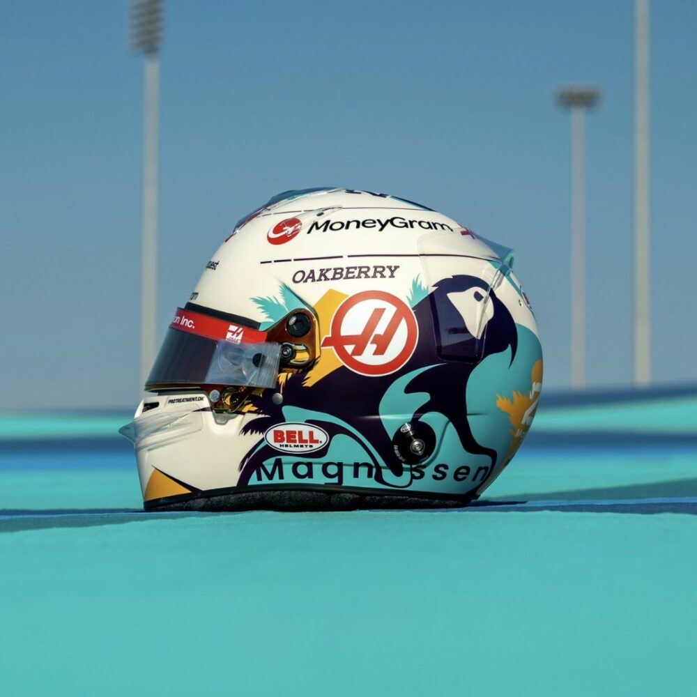 Spark Kevin Magnussen 2024 Season Helmet Model 2 | IG Studio