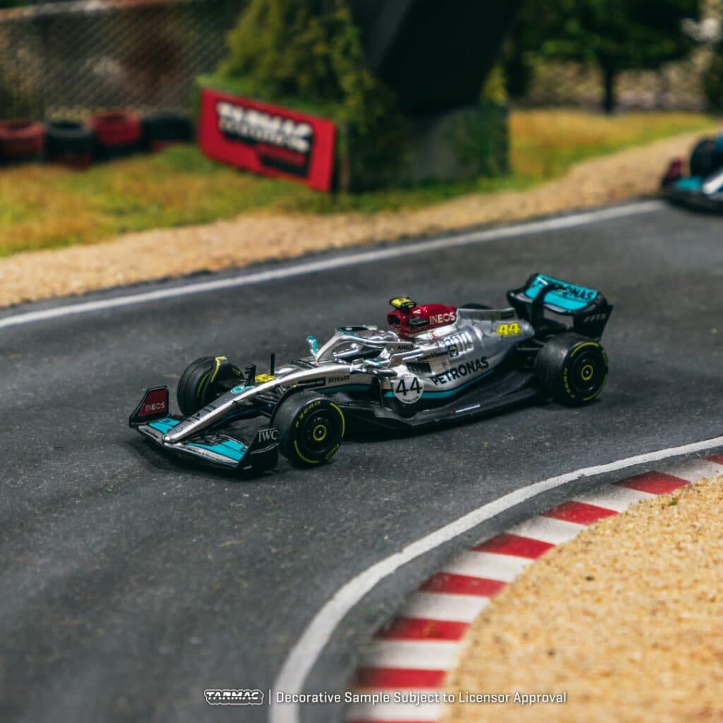 Tarmac Works Lewis Hamilton 2022 Belgian GP Model 4 | IG Studio