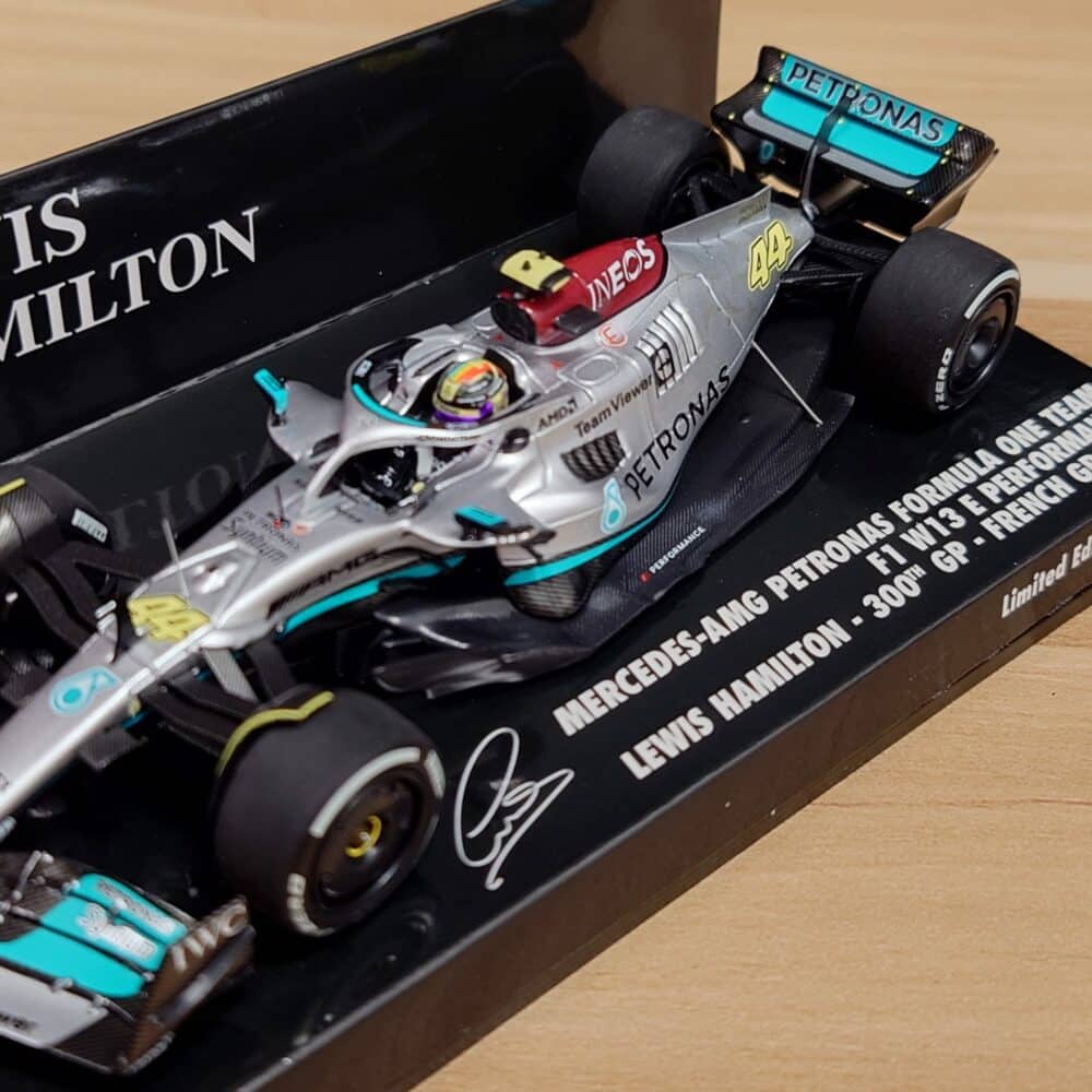 Minichamps Mercedes 2022 Lewis Hamilton French GP 300th GP Model 7 | IG Studio